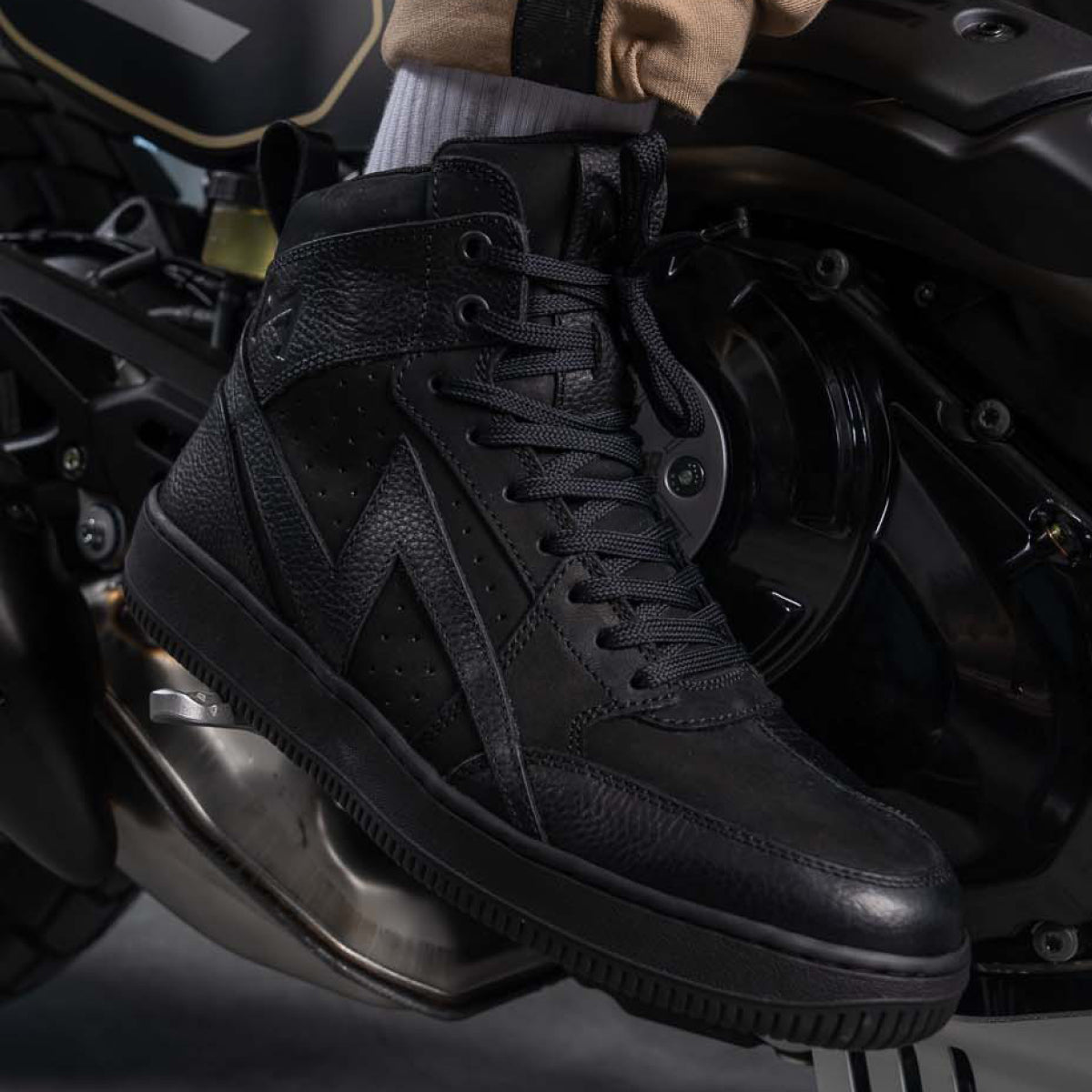 Buty miejskie Pando Moto Apex