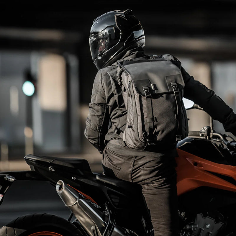 Plecak motocyklowy Kriega Max 28 Czarny 22-28 L