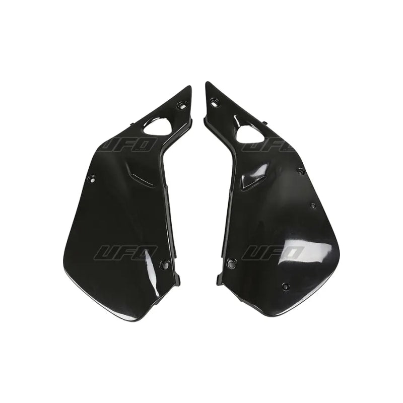 Komplet plastikowych osłon bocznych tylnych UFO Honda CR 125 98-99 CR 250 97-99 czarne