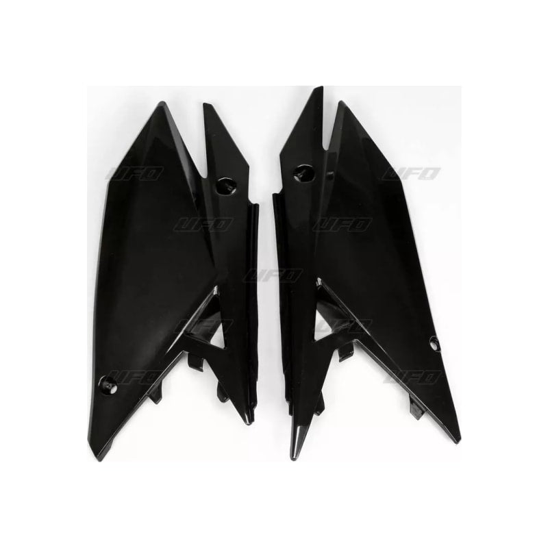 Komplet plastikowych osłon bocznych tylnych UFO Suzuki RMZ 250 19-20 RMZ 450 18-20 czarne