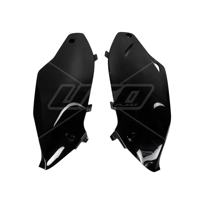 Komplet plastikowych osłon bocznych tylnych UFO Kawasaki KXF 250 13-16 KXF 450 12-15 czarne