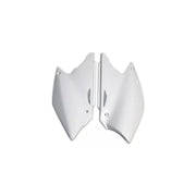 Komplet plastikowych osłon bocznych tylnych UFO Kawasaki KXF 250 04-05 białe KX