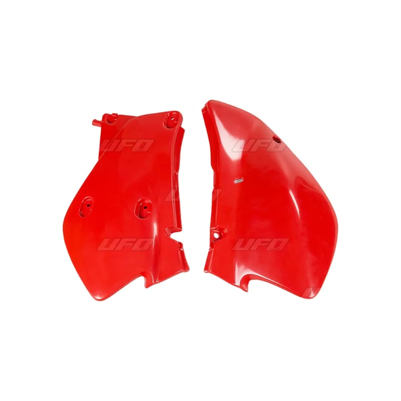 Komplet plastikowych osłon bocznych tylnych UFO Honda XR 650R 00-07 czerwone