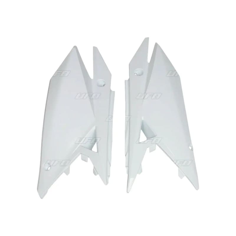 Komplet plastikowych osłon bocznych tylnych UFO Suzuki RMZ 250 19-20 RMZ 450 18-20 białe